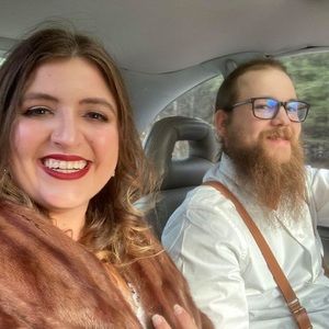 Meet your Posher, Leah